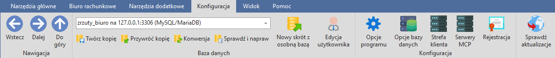 Karta „Konfiguracja” na wstążce programu TaxMachine — przycisk „Rejestracja” otwiera okno wpisywania i aktywowania licencji